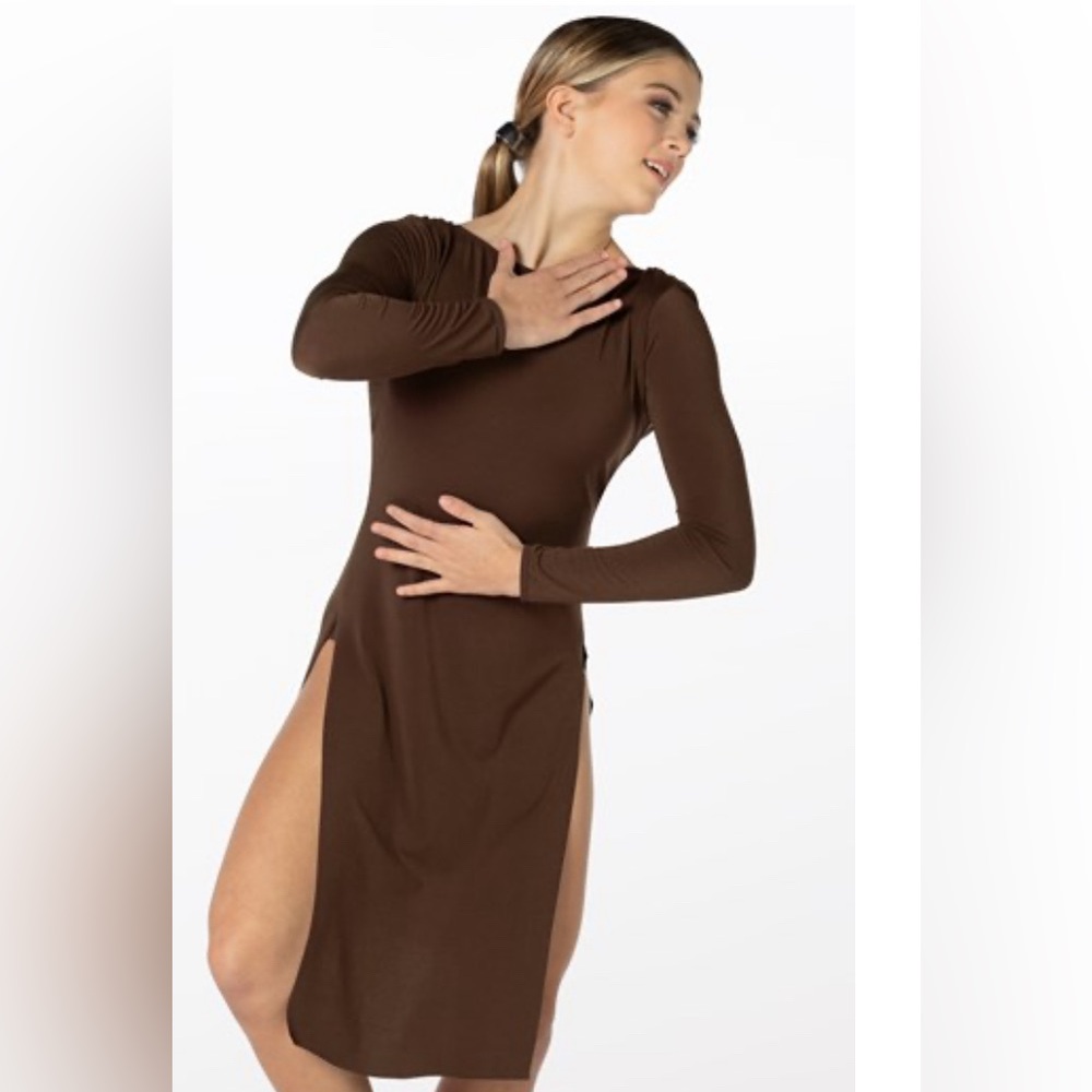 Closure
12285
Weissman Showtime Brown contemporary costume Adult Large
